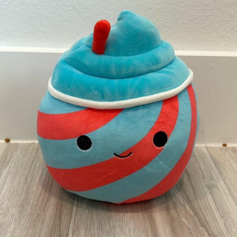 NWT Squishmallows Tucker slushie and Bevin cotton candy Flipamallows 8 inches